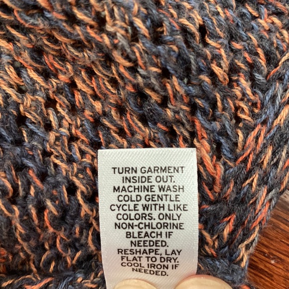 Rubbish Scoop Neck Loose Knit Hombre Sweater - Picture 8 of 10